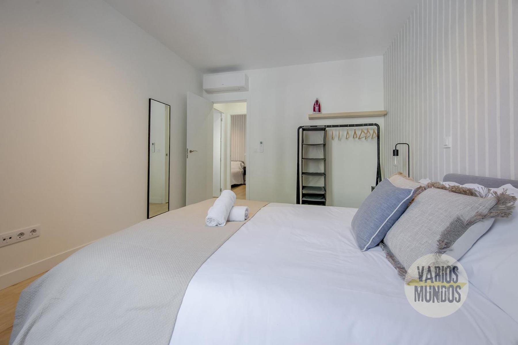 Spacious New Aparment Para 8Pax En La Plaza De Tirso E1 Madryt Zewnętrze zdjęcie