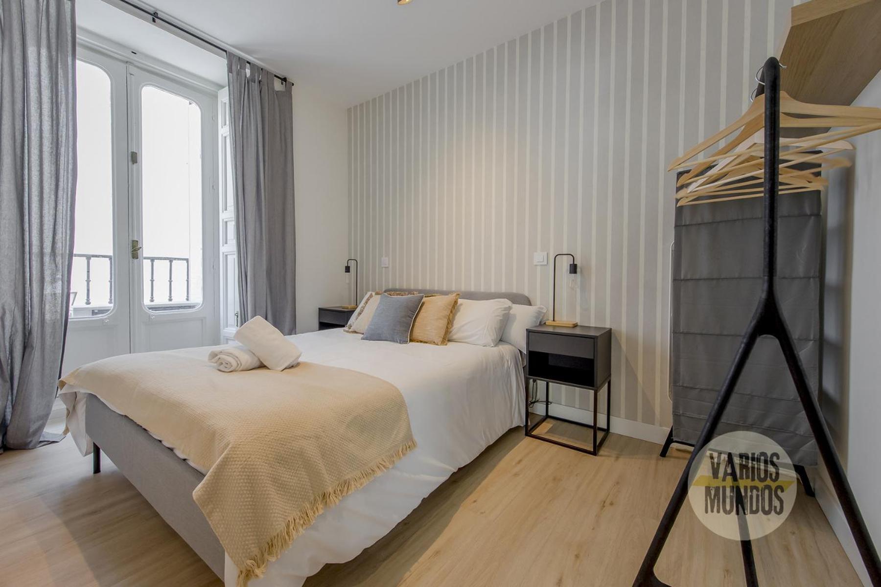 Spacious New Aparment Para 8Pax En La Plaza De Tirso E1 Madryt Zewnętrze zdjęcie