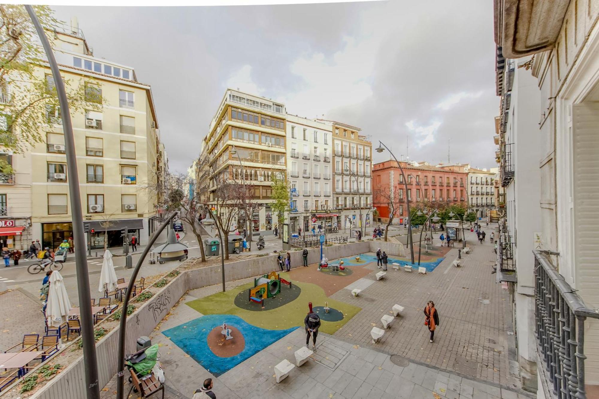 Spacious New Aparment Para 8Pax En La Plaza De Tirso E1 Madryt Zewnętrze zdjęcie